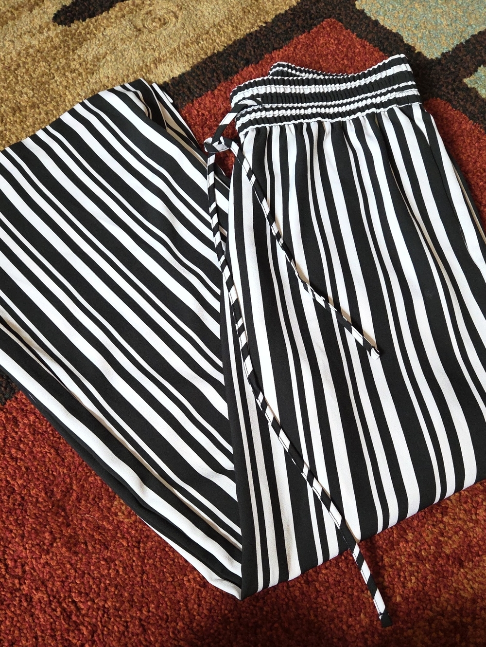 New York & Company Black and White Vertical Stripe Wide-Leg Pants